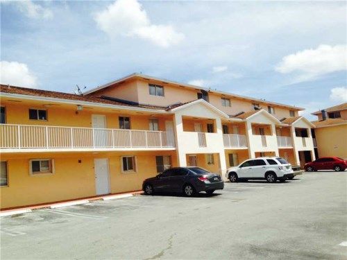 7755 W 30 CT # E-214, Hialeah, FL 33018