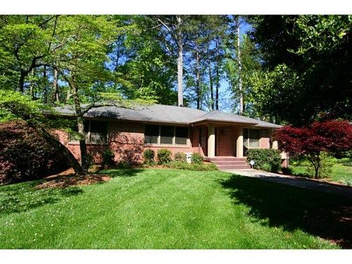 1502 N Amanda Circle Ne, Atlanta, GA 30329