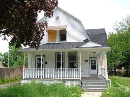 535 Mcclure Ave, Elgin, IL 60123
