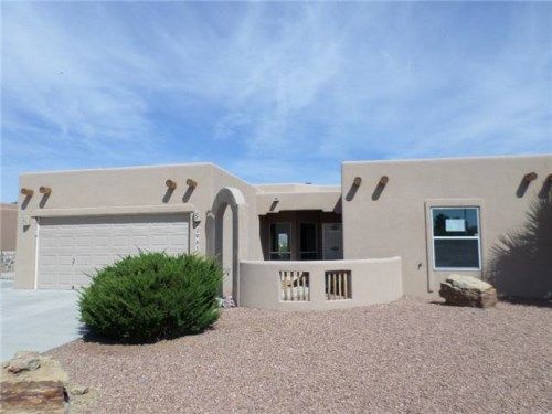 2961 Jennifer St, Las Cruces, NM 88005