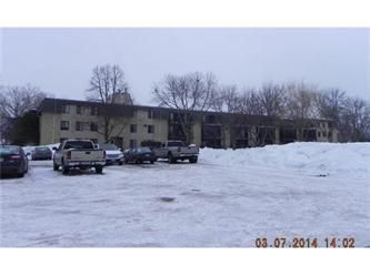 3461 Kent St #1205, Saint Paul, MN 55126