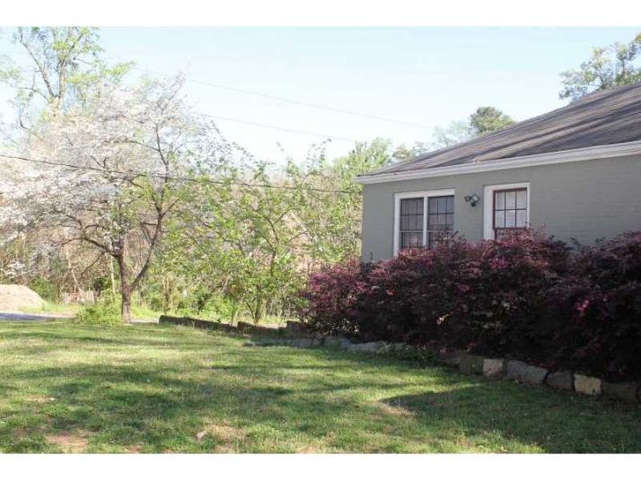 1303 Pendleton Street Se, Atlanta, GA 30316