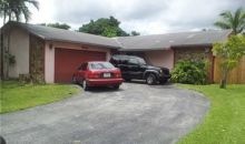 9221 NW 32ND MNR Fort Lauderdale, FL 33351