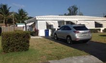 618 SW 2 AV Hallandale, FL 33009