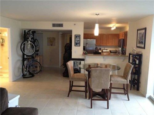 555 NE 30 ST # 404, Miami, FL 33137
