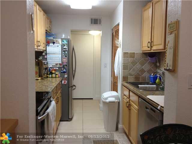 3680 Inverrary Dr # 1L, Fort Lauderdale, FL 33319