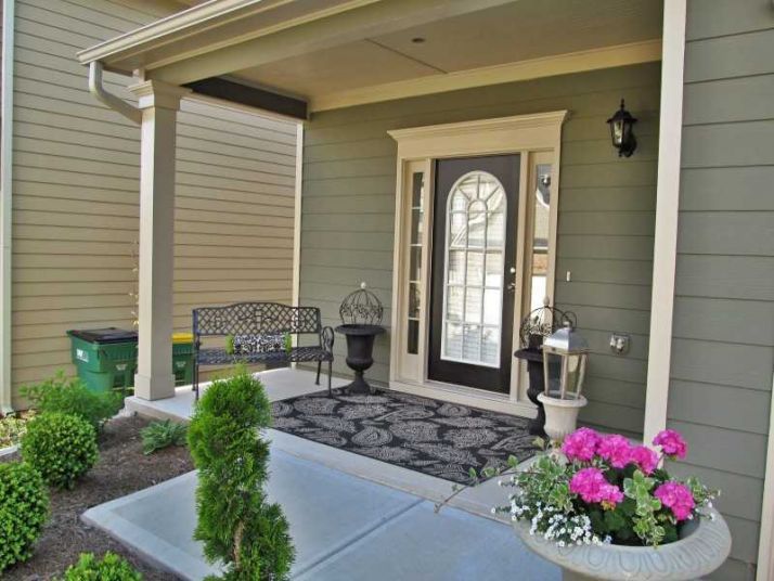 302 Montgomery Way, Woodstock, GA 30188