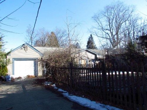 136 Banville Ave, Somerset, MA 02726