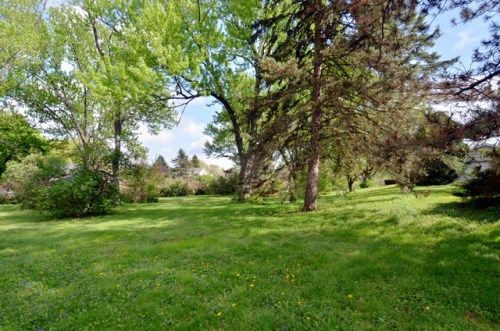 2S221 Riverside Parkway, Warrenville, IL 60555