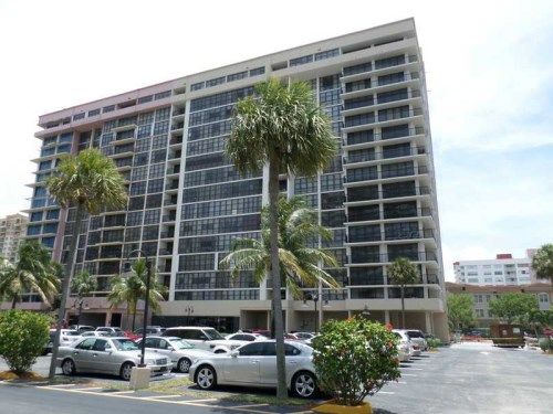 2049 S OCEAN DR # PH8, Hallandale, FL 33009