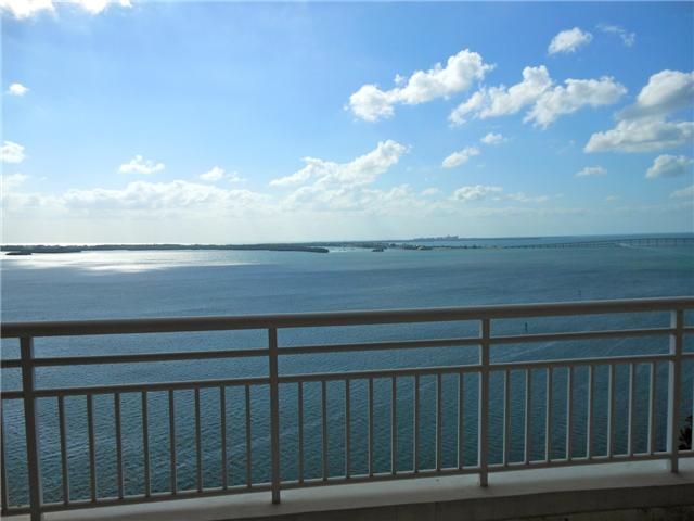 808 BRICKELL KEY DR # 2006, Miami, FL 33131