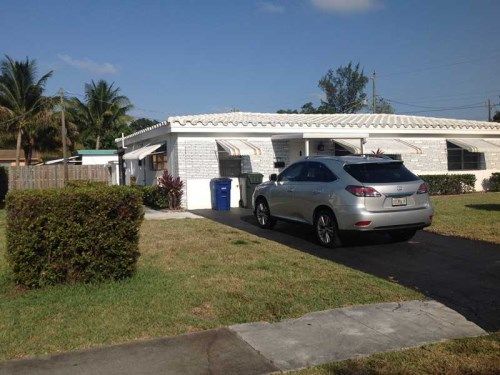 618 SW 2 AV, Hallandale, FL 33009