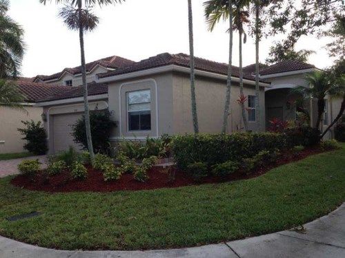 1902 CEDAR CT, Fort Lauderdale, FL 33327