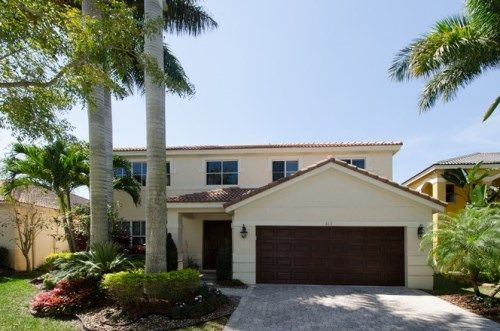 819 SUNFLOWER CIR, Fort Lauderdale, FL 33327