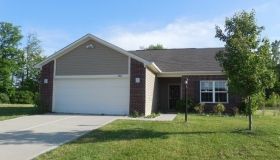 11825 Newcastle Dr, Indianapolis, IN 46235