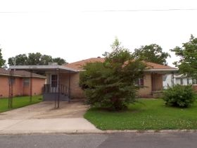 324 Troutt, Benton, AR 72019