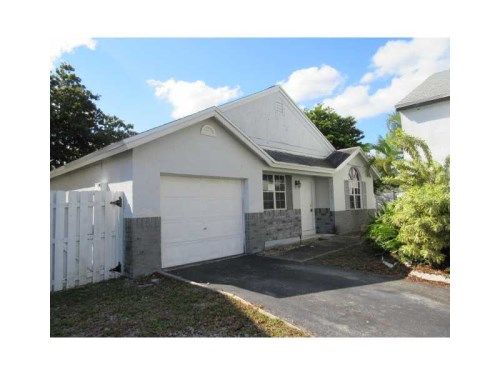 10741 SW 10 CT, Fort Lauderdale, FL 33324