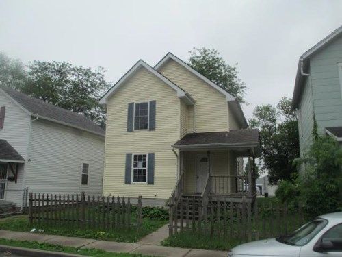 1111 W 6th St, Davenport, IA 52802