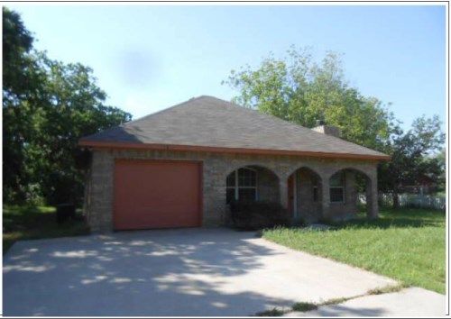 738 Atkinson St, Blooming Grove, TX 76626