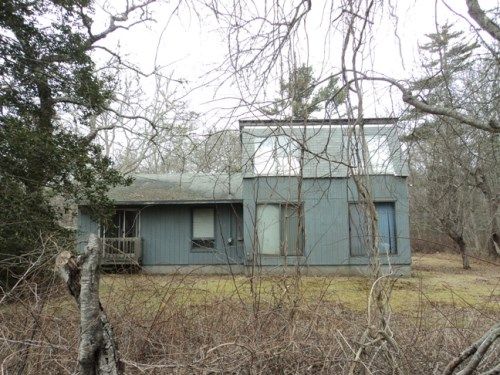 11 Meadowbrook Ln, Mattapoisett, MA 02739