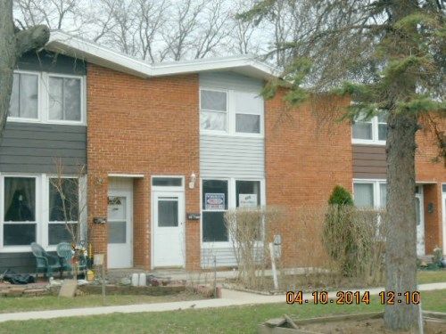 1572 Woodland Avenue, Des Plaines, IL 60016