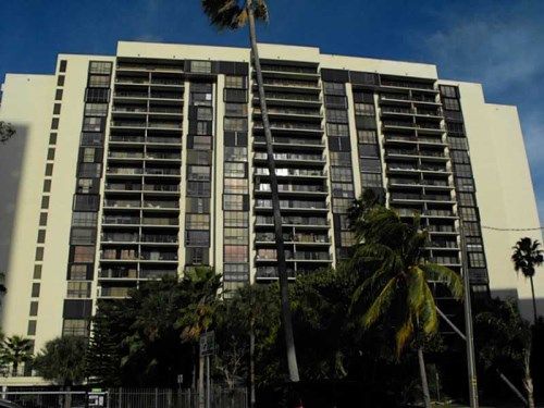 1450 BRICKELL BAY DR # 1607, Miami, FL 33131