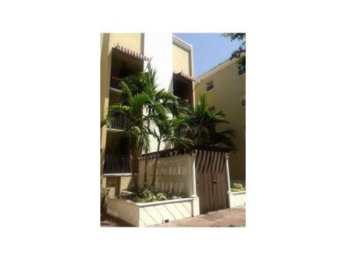444 SW 4 ST # 205, Miami, FL 33130