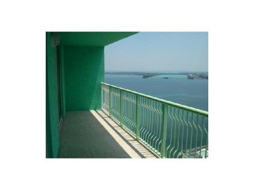 1200 BRICKELL BAY DR # 3505, Miami, FL 33131