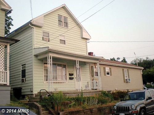 621 MAPLE ST, Waynesboro, PA 17268