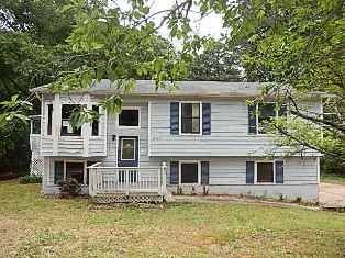 2705 Timber Valley Dr, Douglasville, GA 30135