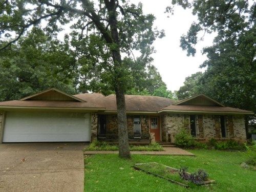 103 Elm Trl, Brandon, MS 39047