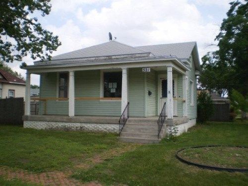 521 W 8th St, Grand Island, NE 68801