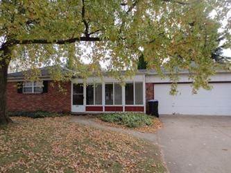1231 Eastland Drive, Oregon, OH 43616