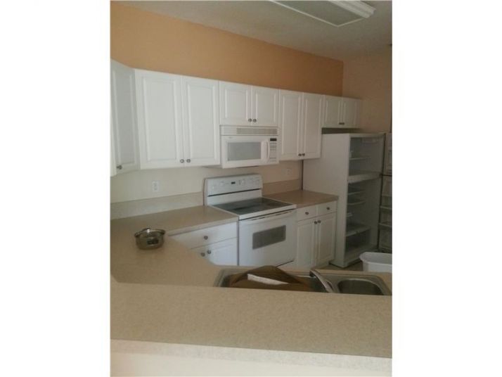 4400 SW 160 AV # 1023, Hollywood, FL 33027