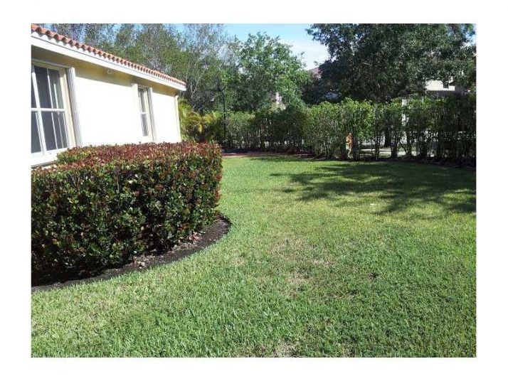 16401 SW 39 ST, Hollywood, FL 33027