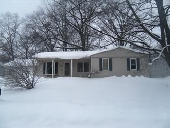 4573 Pemberley St Nw, Comstock Park, MI 49321