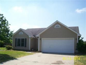 216 Sandy Bottom Ln, Raeford, NC 28376