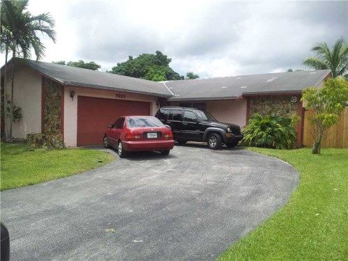 9221 NW 32ND MNR, Fort Lauderdale, FL 33351