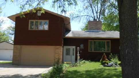 628 Johanna Ave, Willmar, MN 56201