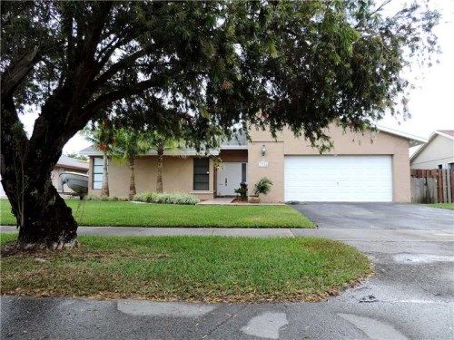 13754 SW 106 TE, Miami, FL 33186