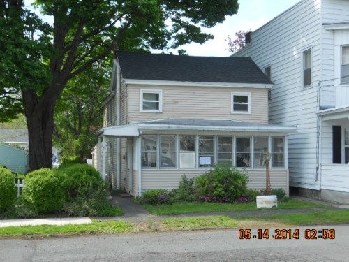 26 7th Street, Waterford, NY 12188