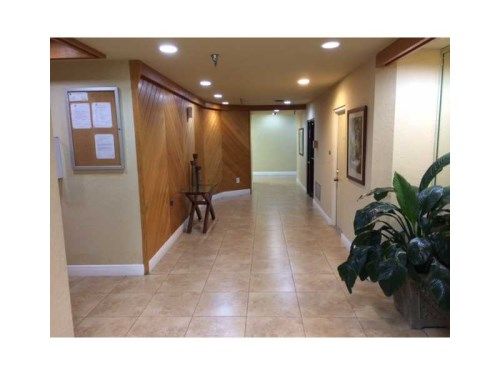 20840 SAN SIMEON WY # 605, Miami, FL 33179