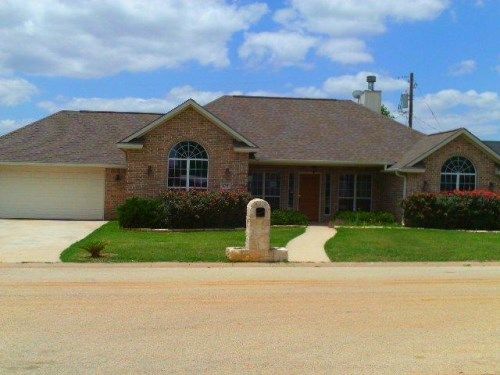 108 April St, Caldwell, TX 77836