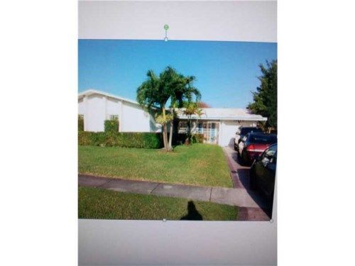 19810 SW 101 CT, Miami, FL 33157