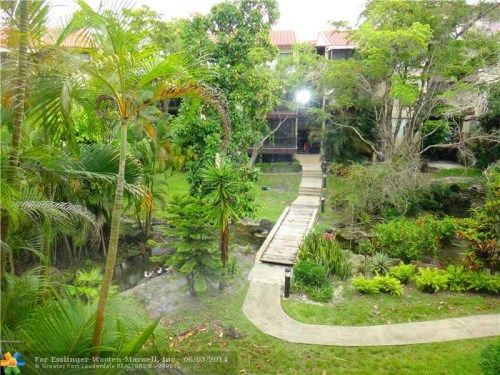 6010 S Falls Circle Dr # 305, Fort Lauderdale, FL 33319