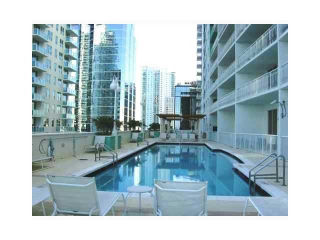 1200 BRICKELL BAY DR # 3804, Miami, FL 33131