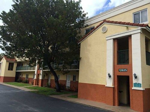 12625 SW 91 ST # 208, Miami, FL 33186