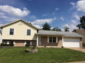 708 Cougar Creek Trl, Saint Peters, MO 63376