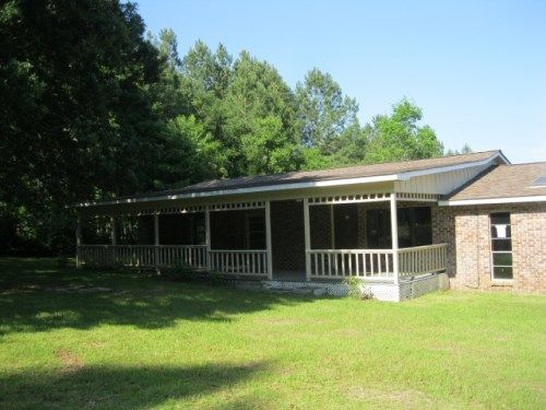 234 Clarence Bonnet Rd, Lucedale, MS 39452