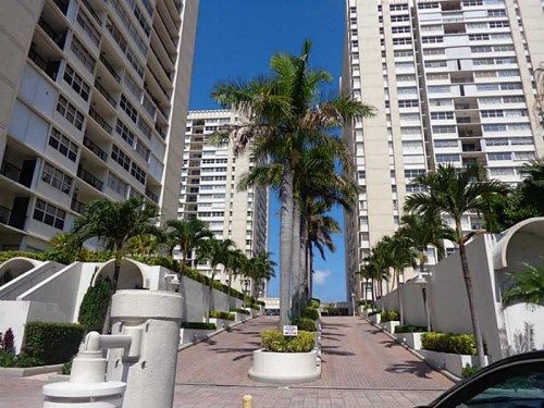 1904 S OCEAN DR # 505, Hallandale, FL 33009